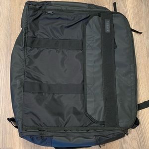 NWOT - timbuk2 wingman travel duffle